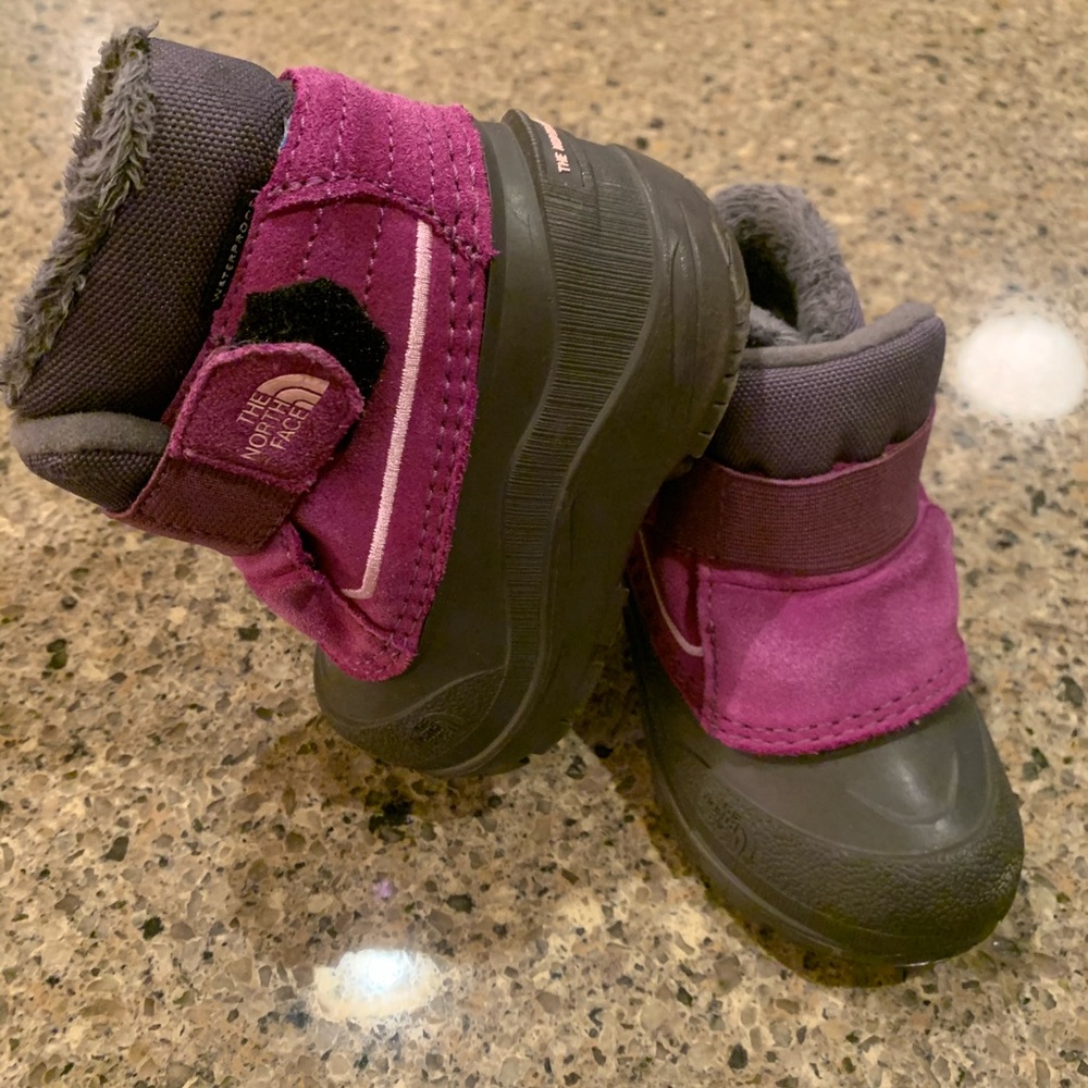 North Face toddler girl’s insulated winter boots
